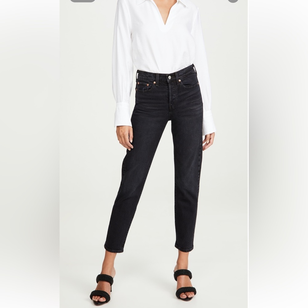 Levi’s Strauss Wedgie Skinny Black Jeans size 26